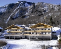 Luxurious apartmenthouse in Kaprun. Quiet location, terrace, sauna, carport, close to the skilift