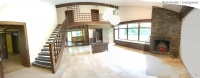 Large villa with garden, 5 min. walk away from the south shore of the lake. 245 sqm living space.
