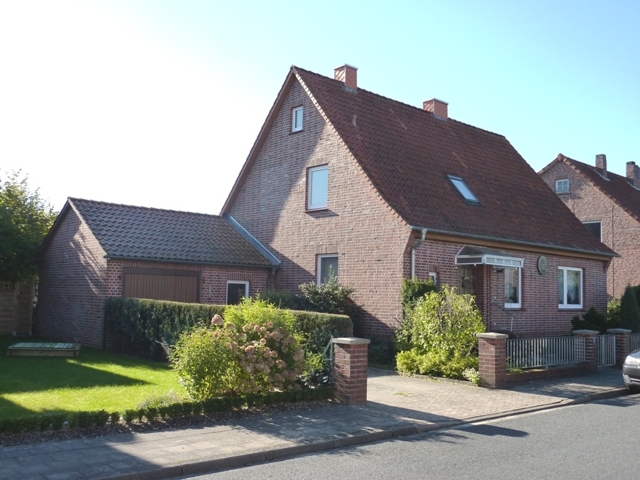 Haus mit Garage