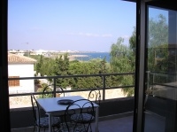 Apartment in the 1st floor with sea view and a swimming pool of community
