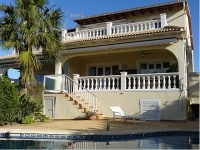 Semi-detached house with private swimming pool close to Palma
