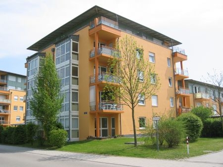 Sehr gepflegte 2 Zimmerwohnung am Haslangpark n�he Klinikum.