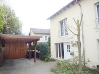 Gro�z�giges Einfamilien - Reihenendhaus mit sonnigem Garten,  ideal f�r  Familie  mit  Kindern
