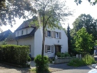 Exclusives  freistehendes  Einfamilienhaus  mit  uneinsehbarem  Garten in Godesberg / Villenviertel
