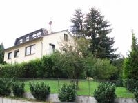 Gepflegtes  freist.  Ein- / Zweifamilienhaus  in  Remagen - Unkelbach,  ideal f�r die Gro�familie