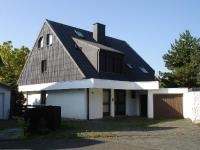 Freistehendes Einfamilienhaus  in  Bonn - R�ttgen,  Villenlage,  ideal  f�r Familie mit  Kindern
