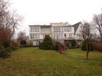 Repr�sentative  luxuri�se Doppelhaush�lfte  mit  herrlichem  Seeblick in  Berlin  Grunewald