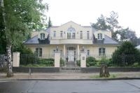 Repr�sentative  freist.  Villa   Bj.  2004  in  Berlin  Westend  /  N�he  International  School