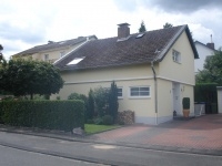 Freistehendes  Einfamilienhaus  in  Bonn - �ckesdorf, ideal f�r  Familie mit  Kindern