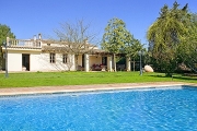 Ansicht mit Pool