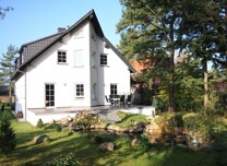 Exklusives gro�z�giges Einfamilienhaus mit hochwertiger Ausstattung direkt an einem Wald gelegen!