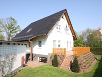 Sehr gepflegtes und neuwertiges Familienhaus auf Sonnengrundst�ck