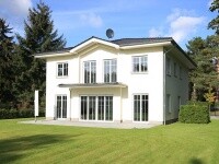 Repr�sentatives Villenanwesen auf Traumgrundst�ck mit luxuri�ser Ausstattung!
