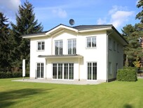 Repr�sentatives Villenanwesen auf Traumgrundst�ck mit luxuri�ser Ausstattung!