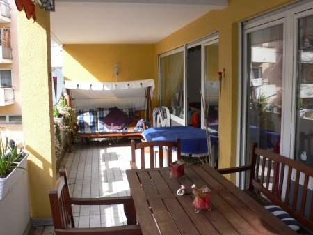 Sch�ne 4 Zi- Wohnung mit gro�em S�dbalkon 20m� in Nymphenburg - NEU RENOVIERT - DERZEIT VERMIETET !