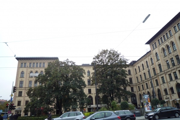 Reserviert: Maximilianstraße - gemütliches 2-Zimmer-Büro