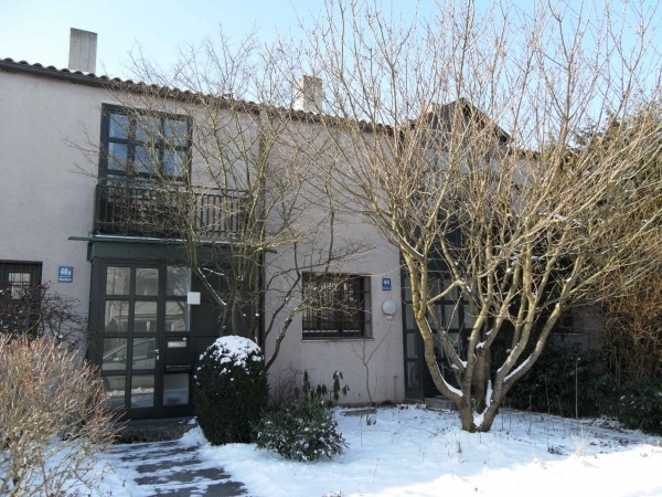 ALLTERRARING: Helles, modernes und �u�erst gro�z�giges Reihenhaus in ruhiger Bestlage Denning