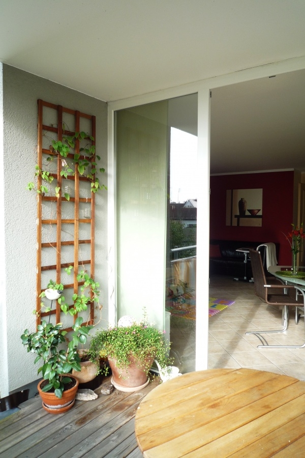 VERMIETET: SONNIGE 3-ZIMMER-S�D-BALKON-OASE IN TRUDERINGER BESTLAGE