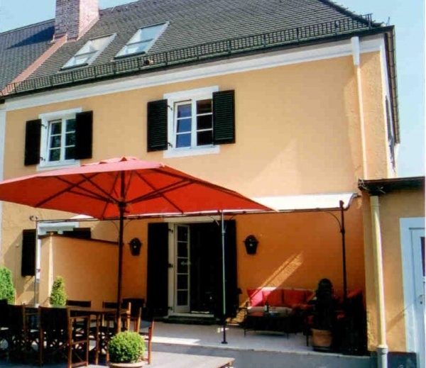 VERKAUFT! Kernsaniertes Stadthaus-Juwel in Bestlage Harlaching!