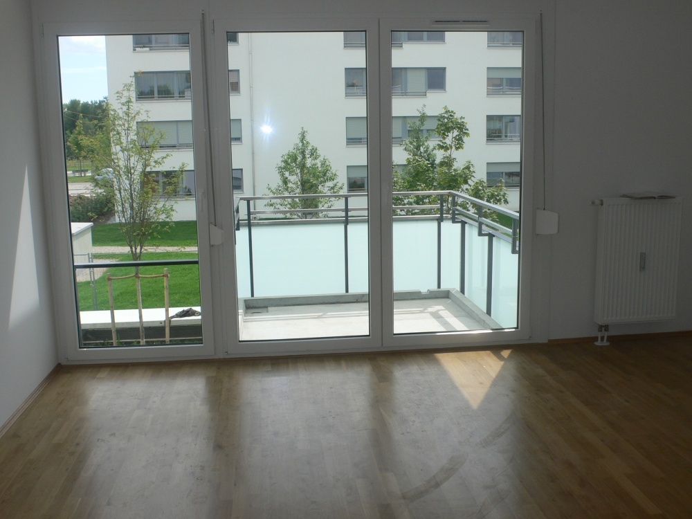 Erstbezug! Helle und gut geschnittene 3 Zimmer-Wohnung mit S�dbalkon am Hirschgarten