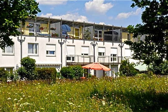 Ein Paradies für Kinder! Attraktives Reihenhaus in absolut ruhiger & grüner Lage Truderings!