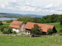 ***Unverbaubare Seesicht*** Haus und Scheune mit viel Land